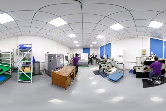 NC旋盤及び外周研削職場